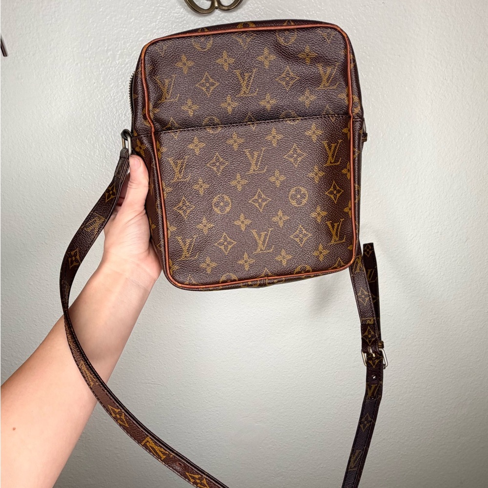 Louis Vuitton Monogram Brown Crossbody Vintage Bag - Picture 2 of 14